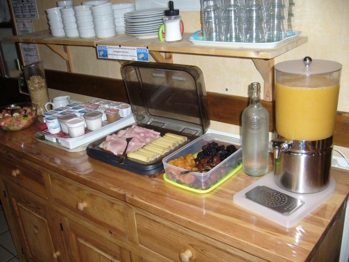 Hotel Auberge Du Grand Git La Chaux Neuve Екстериор снимка